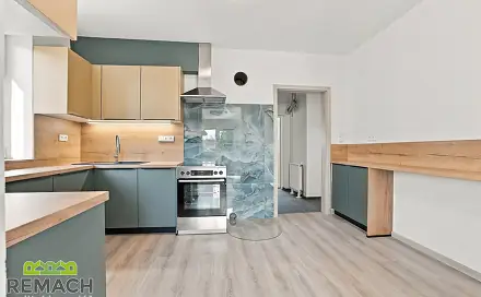 Pronájem bytu 3+1 89 m², K Větřáku, Hvozdná, okres Zlín