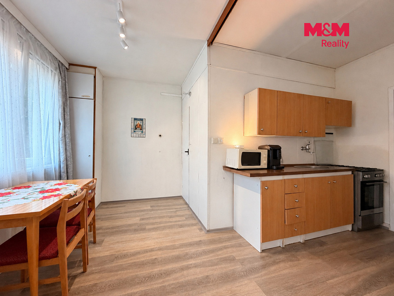 Prodej bytu 3+1 61 m² — photo 2