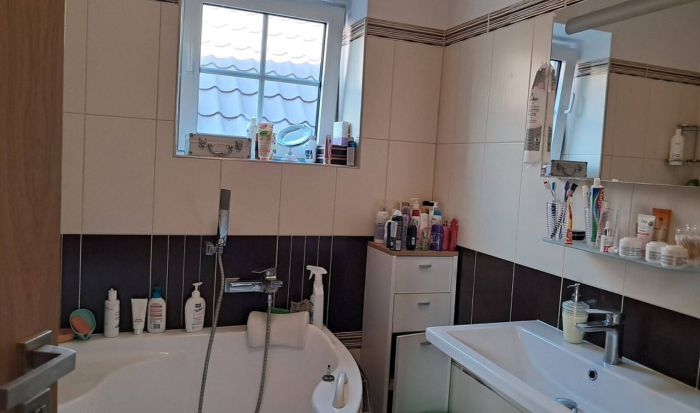 Prodej nájemního domu, činžáku 612 m², Dolní Bukovsko – náhled fotky 5