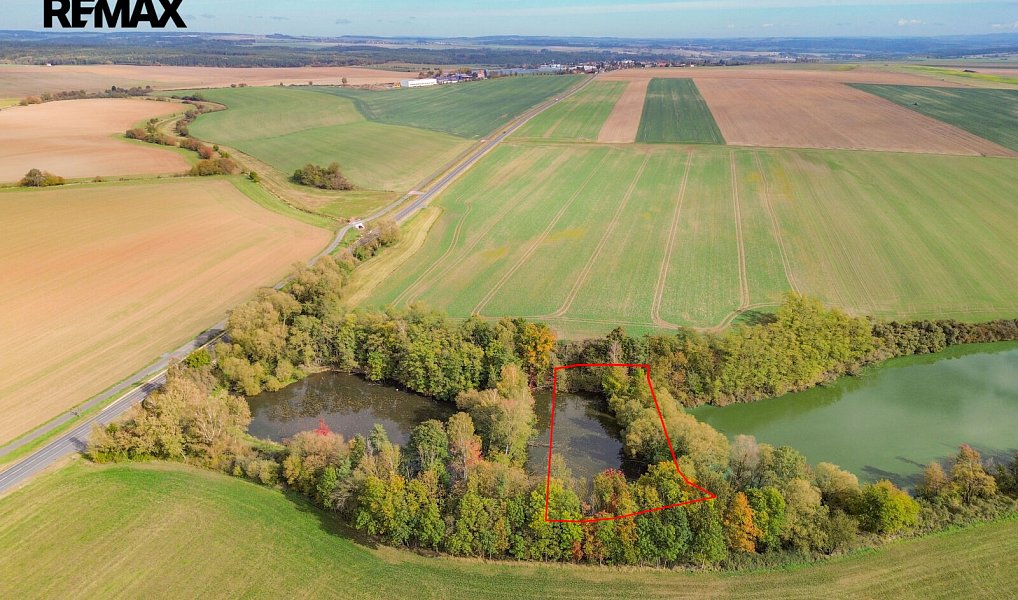 Prodej vodní plochy 2 200 m², Kožlany – náhled fotky 3