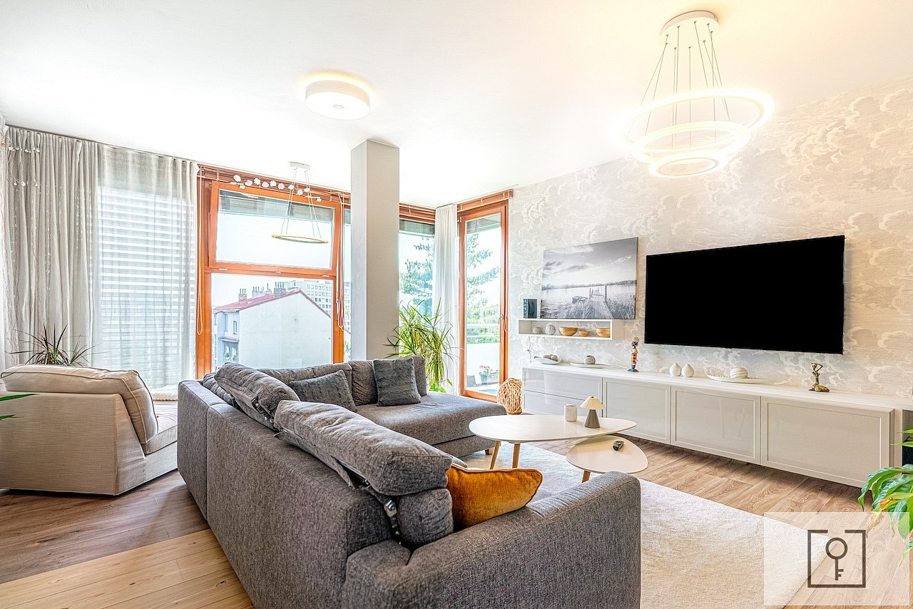 Prodej bytu 6+kk 178 m² — photo 3