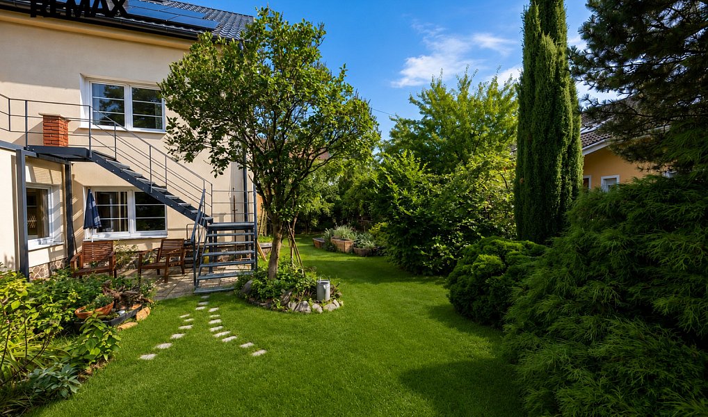 Prodej domu 240 m² s pozemkem 808 m², Karlovy Vary – náhled fotky 35