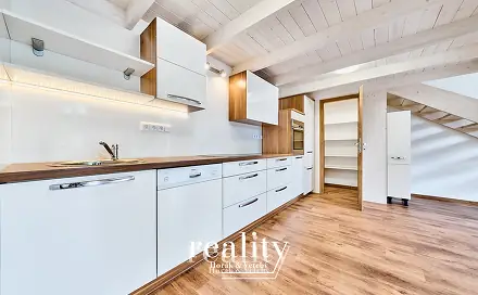 Pronájem bytu 2+kk 63 m², Křižíkova, Jihlava