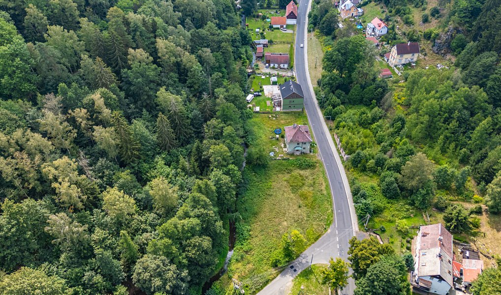 Prodej stavebního pozemku 1 450 m², Podhradí – náhled fotky 11
