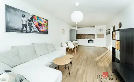 Pronájem bytu 3+kk 72 m²