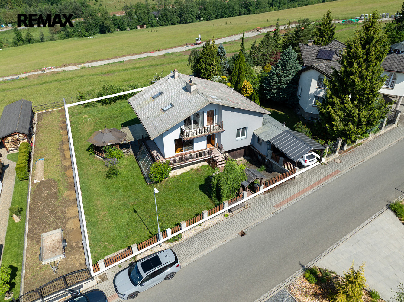 Prodej domu 408 m² s pozemkem 843 m²