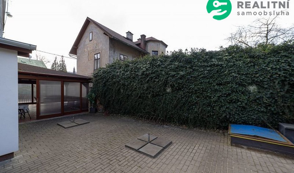 Prodej ubytovacího objektu 340 m², Brandýs nad Orlicí – náhled fotky 3