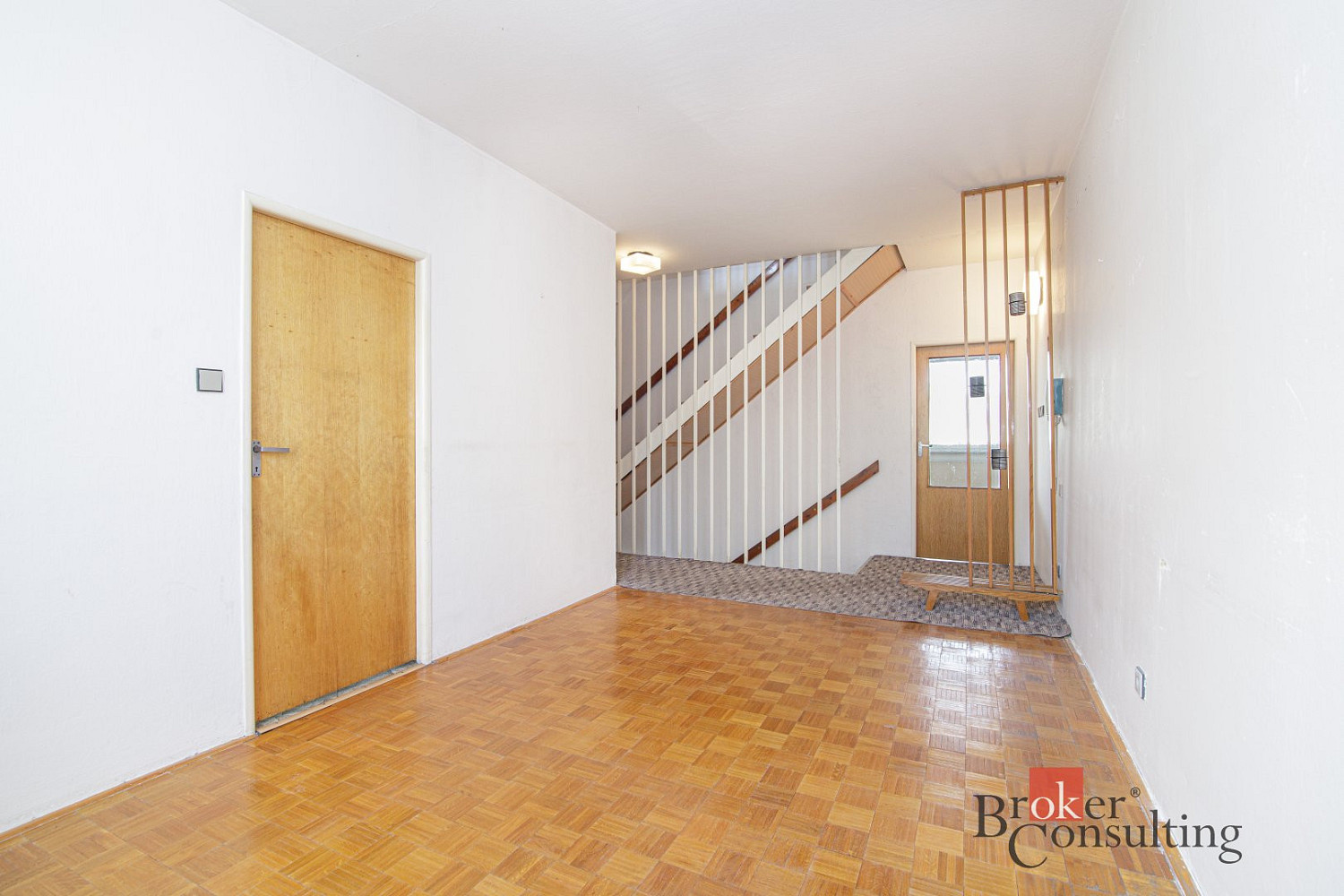 Prodej domu 120 m² s pozemkem 142 m² – fotografie 2