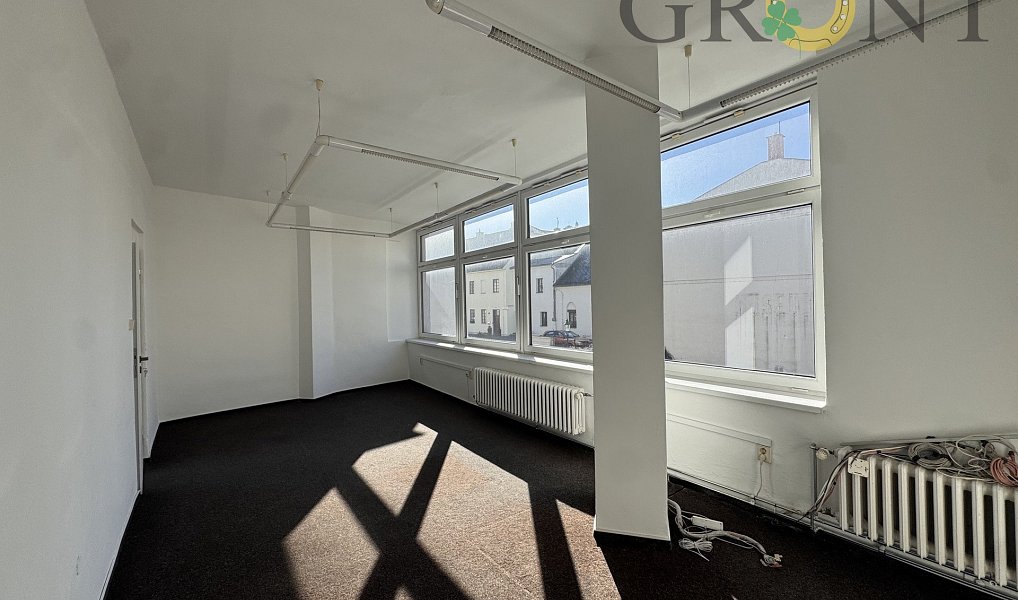 Pronájem obchodních prostor 36 m², Karviná – náhled fotky 2