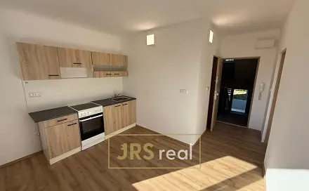 Pronájem bytu 1+1 36 m², Břeclav