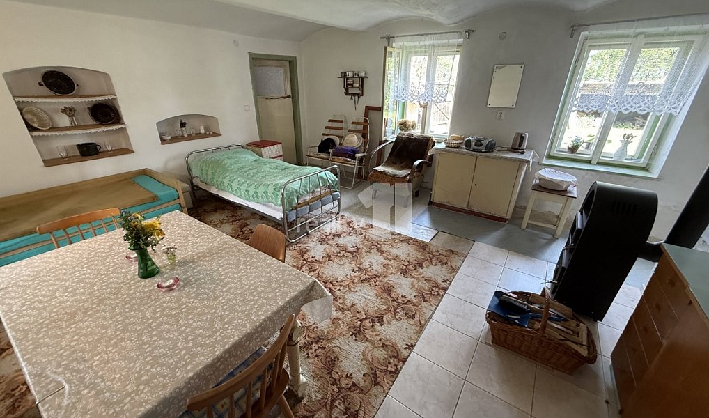 Prodej domu 80 m² s pozemkem 2 605 m², Buřenice – náhled fotky 13