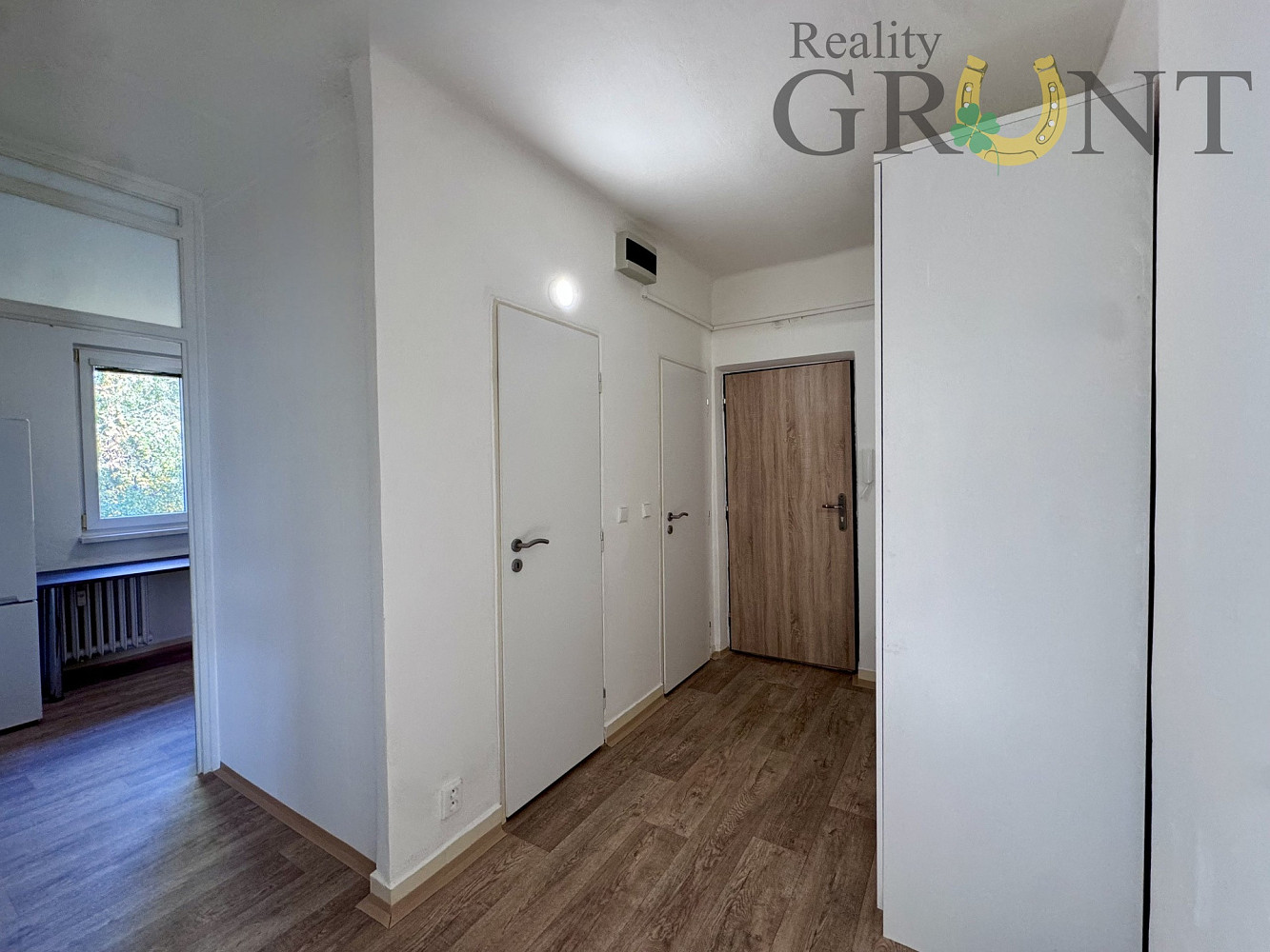 Pronájem bytu 2+1 54 m² – fotografie 3