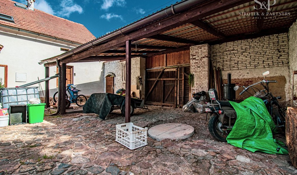 Prodej domu 350 m² s pozemkem 3 430 m², Kolešov – náhled fotky 39