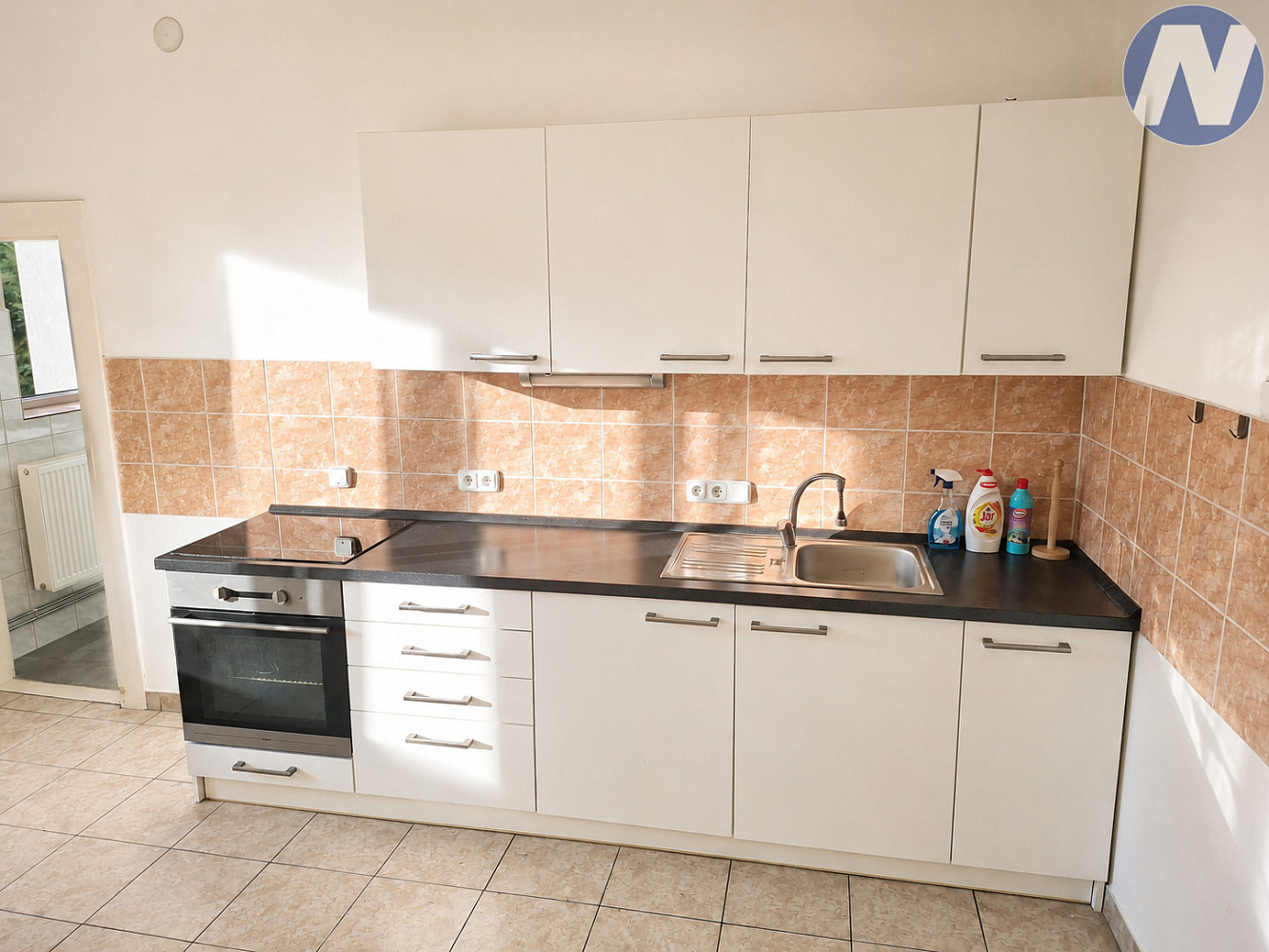 Pronájem bytu 2+1 74 m² – fotografie 2