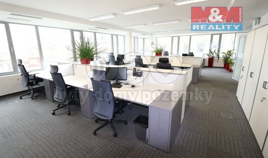 Pronájem kanceláře 373 m², Praha – náhled fotky 3