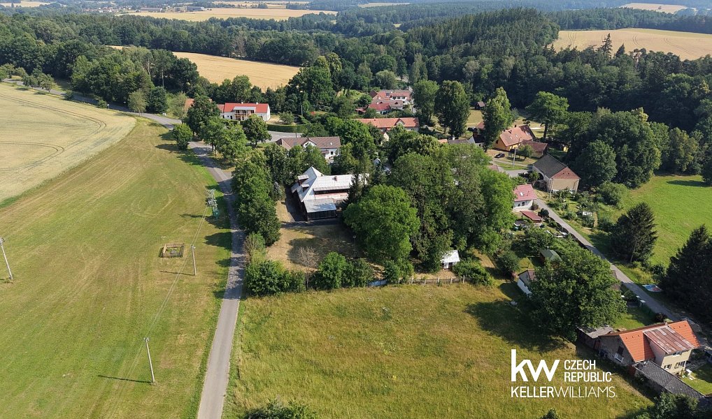 Prodej ubytovacího objektu 900 m², Rožmitál pod Třemšínem – náhled fotky 37