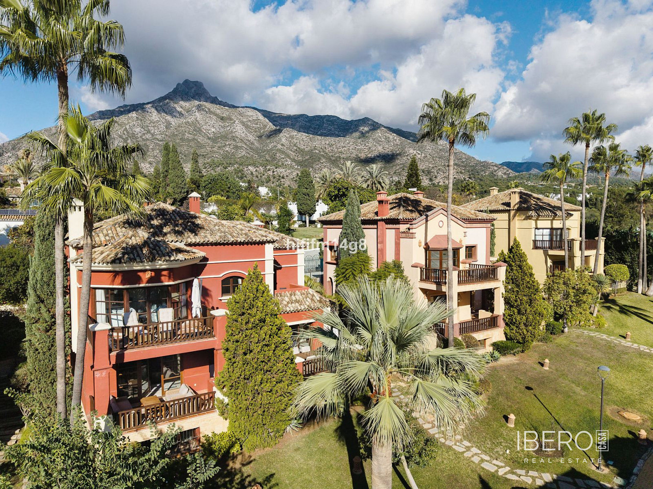 Prodej domu 686 m² s pozemkem 686 m², The Golden Mile