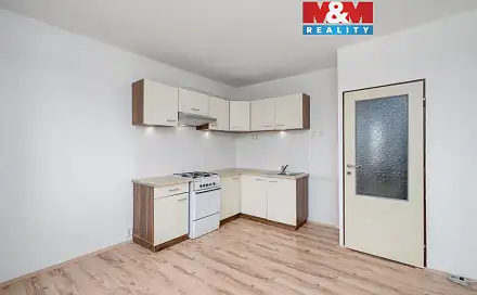 Prodej bytu 1+1 35 m², Na Výšině, Ústí nad Labem - Neštěmice