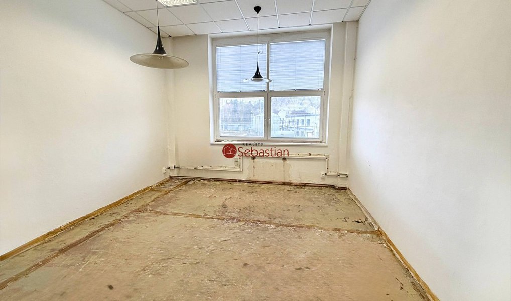 Pronájem kanceláře 69 m², Pelhřimov – náhled fotky 3