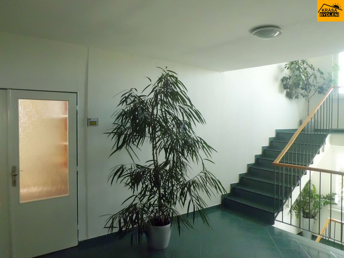 Pronájem kanceláře 23 m² — photo 3