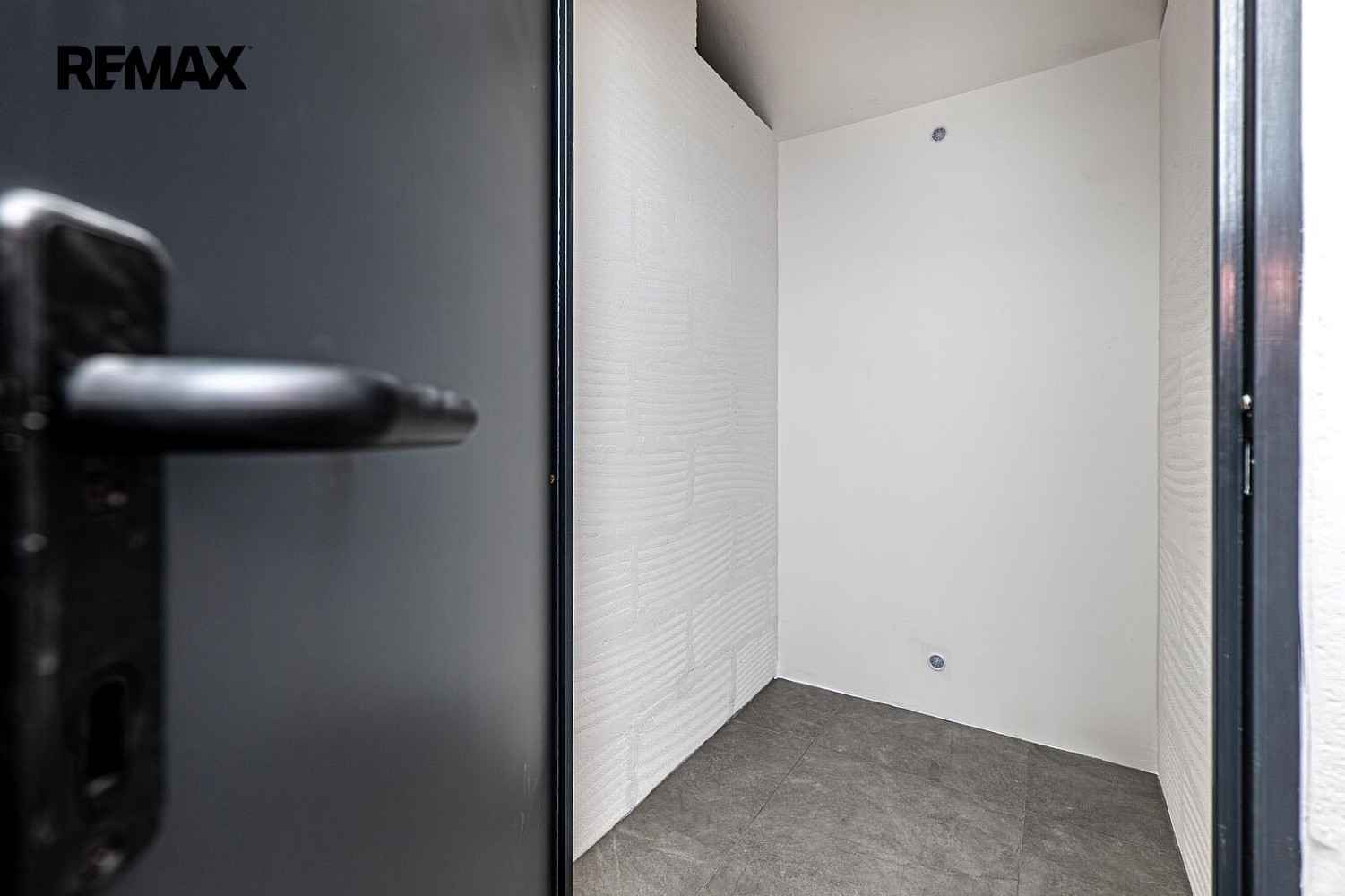 Prodej skladovacích prostor 2 m²