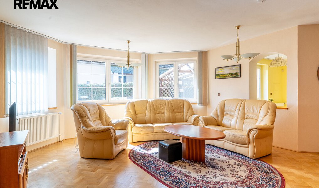 Prodej domu 290 m² s pozemkem 593 m², Mladá Boleslav – náhled fotky 3