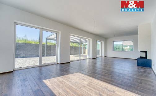 Prodej domu 168 m² s pozemkem 809 m², Na Kopečku, Vodochody - Hoštice, okres Praha-východ