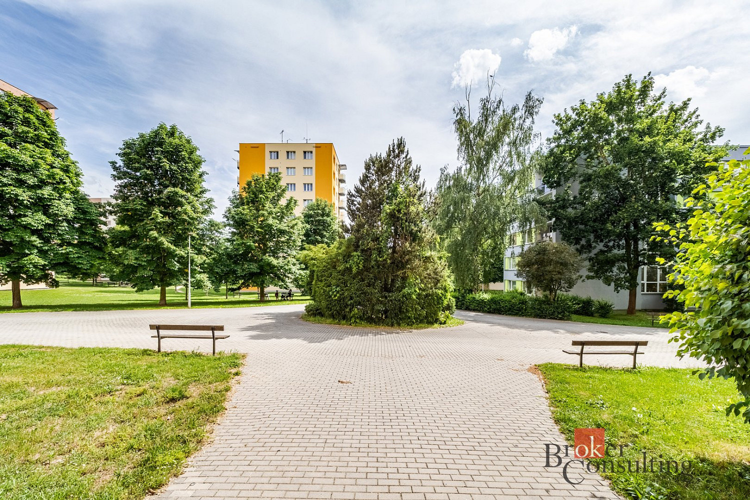 Prodej bytu 2+1 60 m² — photo 2