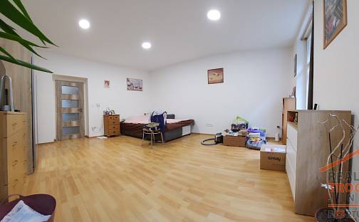 Prodej bytu 2+kk 60 m², Svěchyňova, Chrudim - Chrudim II