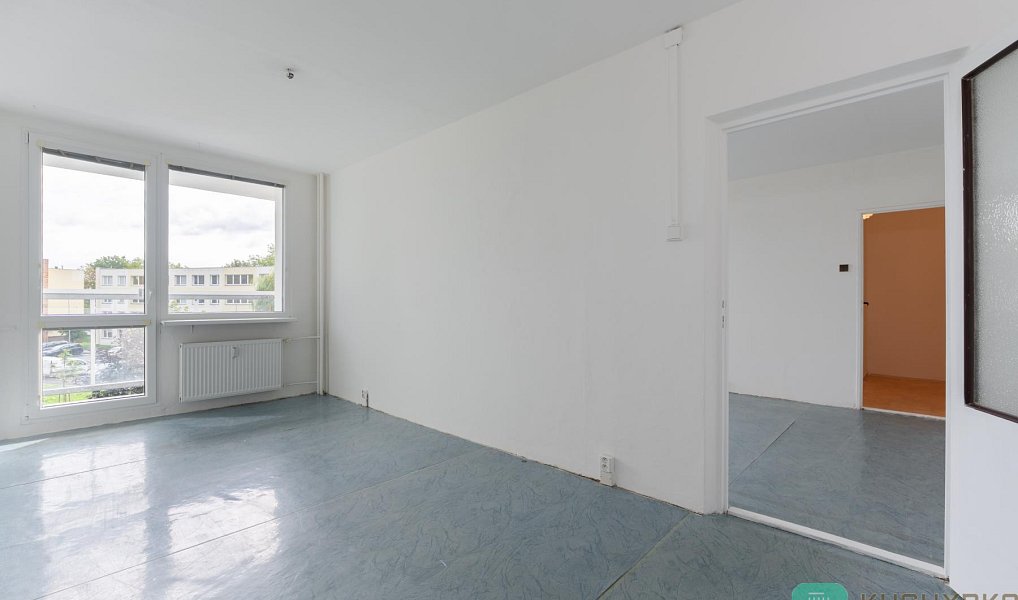 Prodej bytu 2+1 63 m², Osek – náhled fotky 8