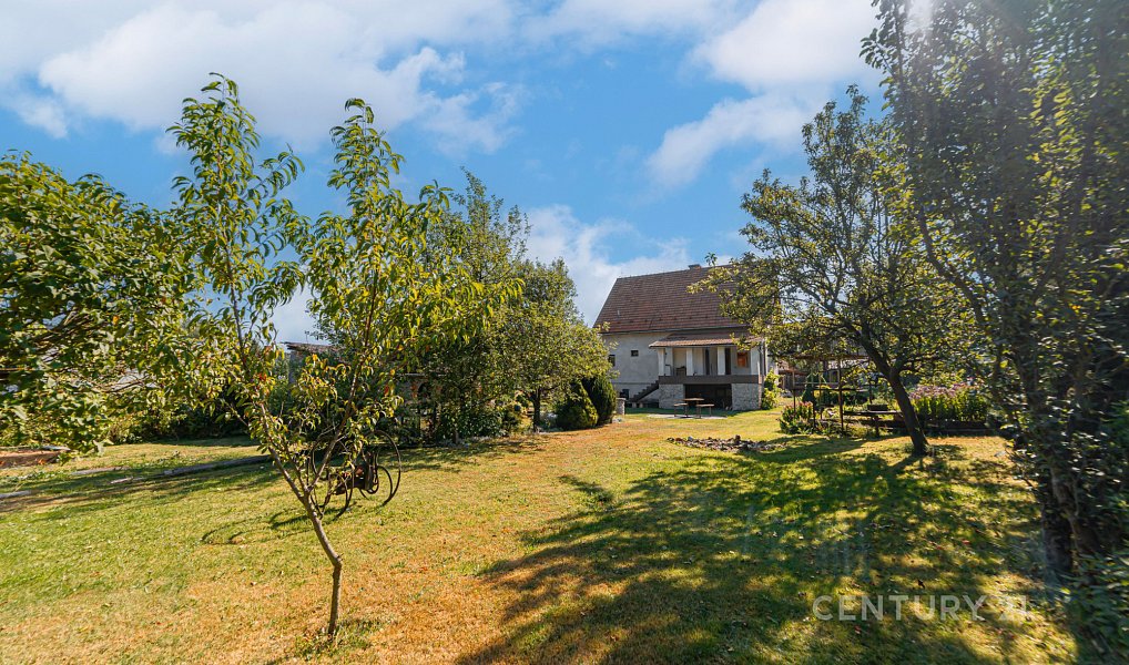 Prodej domu 128 m² s pozemkem 1 943 m², Ženklava – náhled fotky 27