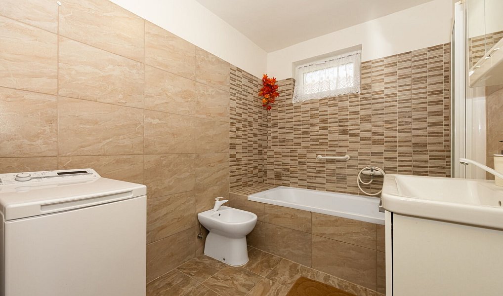 Prodej domu 109 m² s pozemkem 226 m², Šternberk – náhled fotky 4