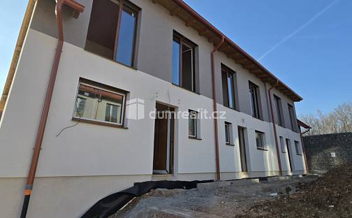 Prodej domu 106 m² s pozemkem 102 m², Mořina, okres Beroun