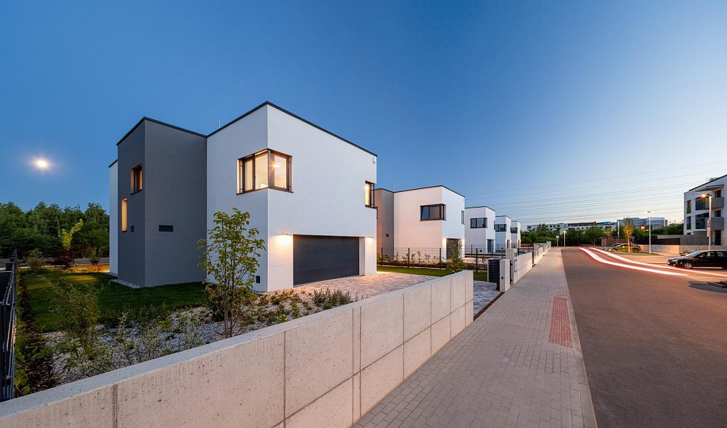 Prodej domu 295 m² s pozemkem 587 m², Praha – náhled fotky 7