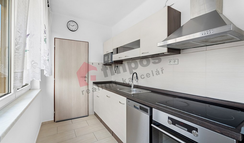 Prodej bytu 3+1 61 m², Rudná – náhled fotky 2