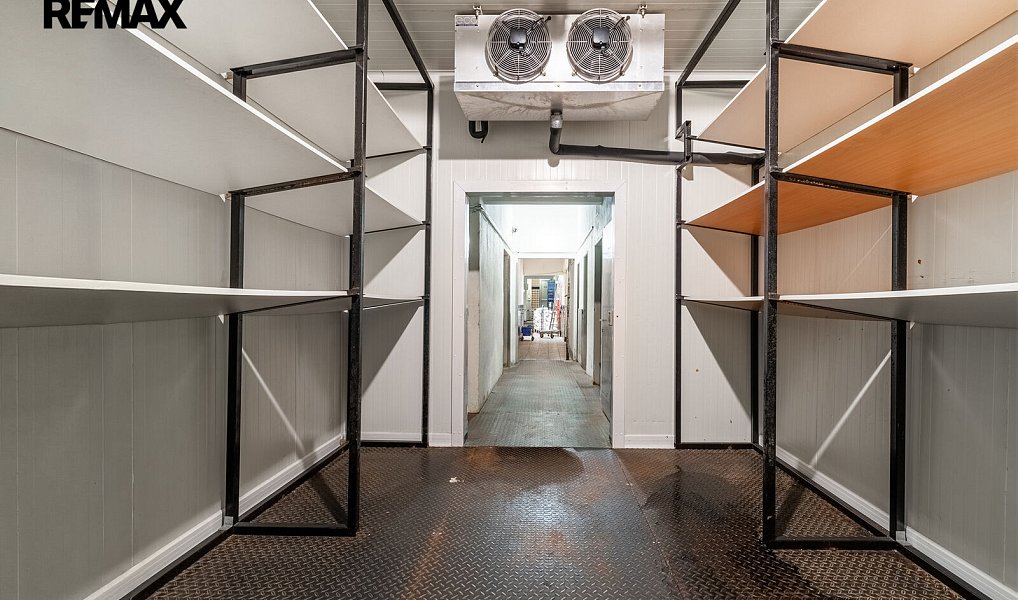 Pronájem komerčního objektu (jiného typu) 12 m², Plzeň – náhled fotky 2