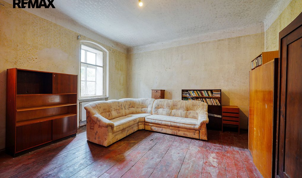 Prodej domu 677 m² s pozemkem 1 103 m², Úterý – náhled fotky 7