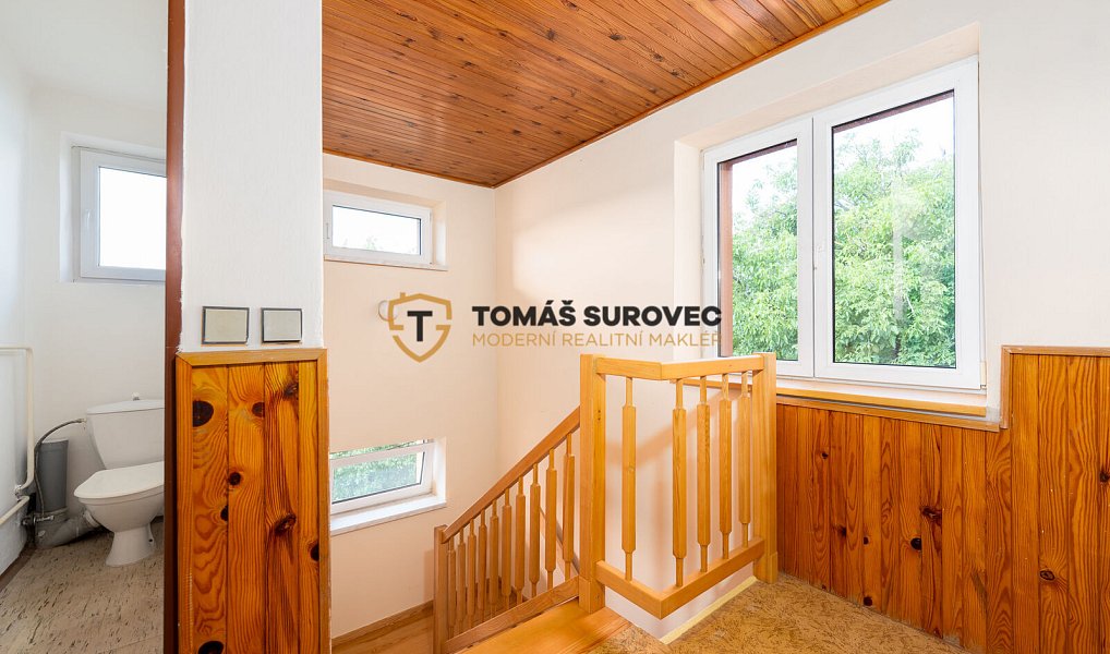 Prodej domu 265 m² s pozemkem 977 m², Tichov – náhled fotky 11