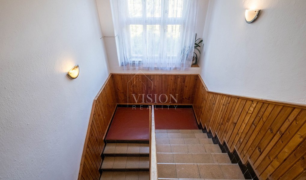 Prodej ubytovacího objektu 1 050 m², Varvažov – náhled fotky 6