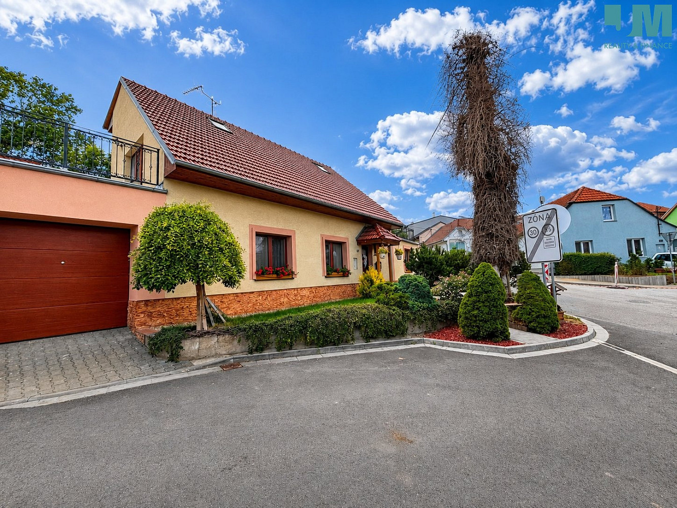 Prodej domu 146 m² s pozemkem 192 m² — photo 2
