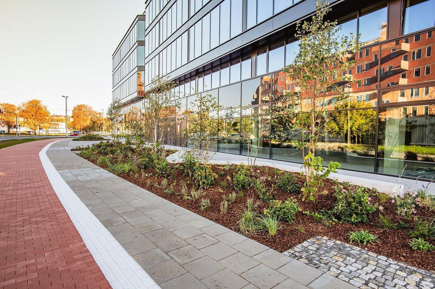 Pronájem kanceláře 2 800 m² – fotografie 4