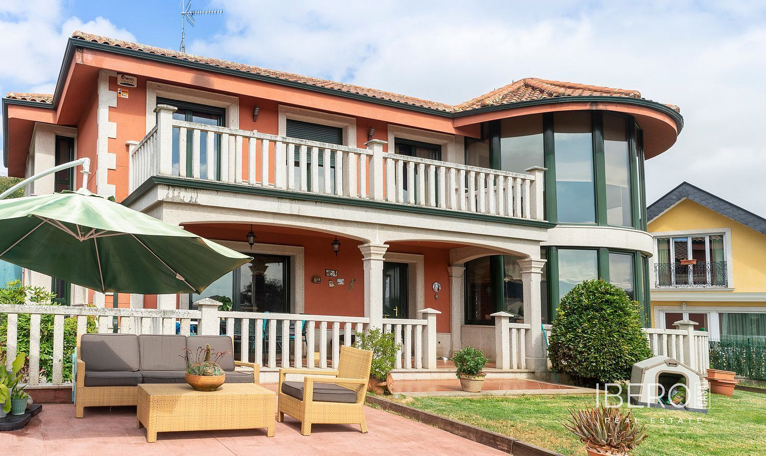 Prodej domu 432 m² s pozemkem 450 m²