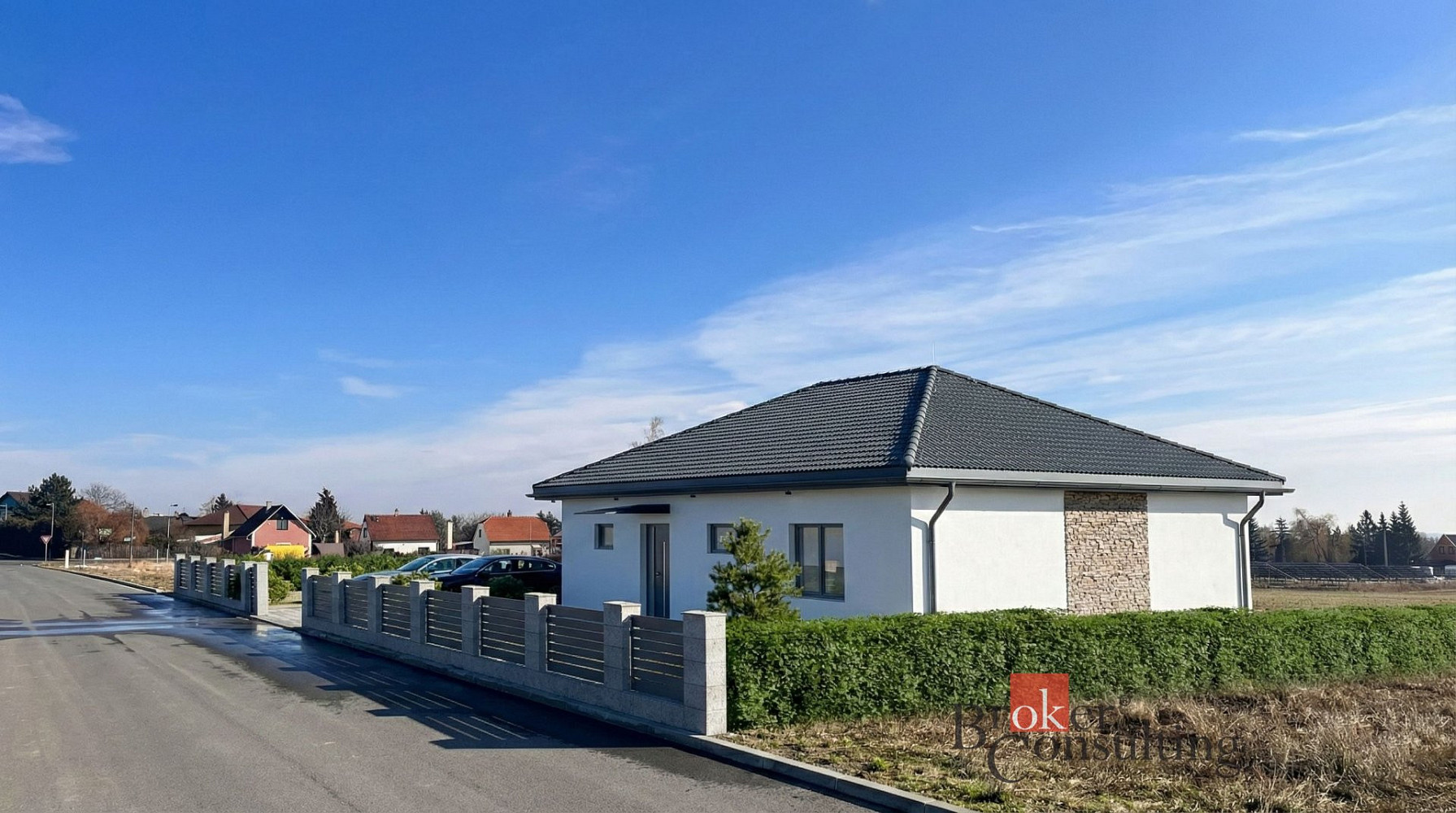 Prodej domu 104 m² s pozemkem 1 169 m² — photo 2