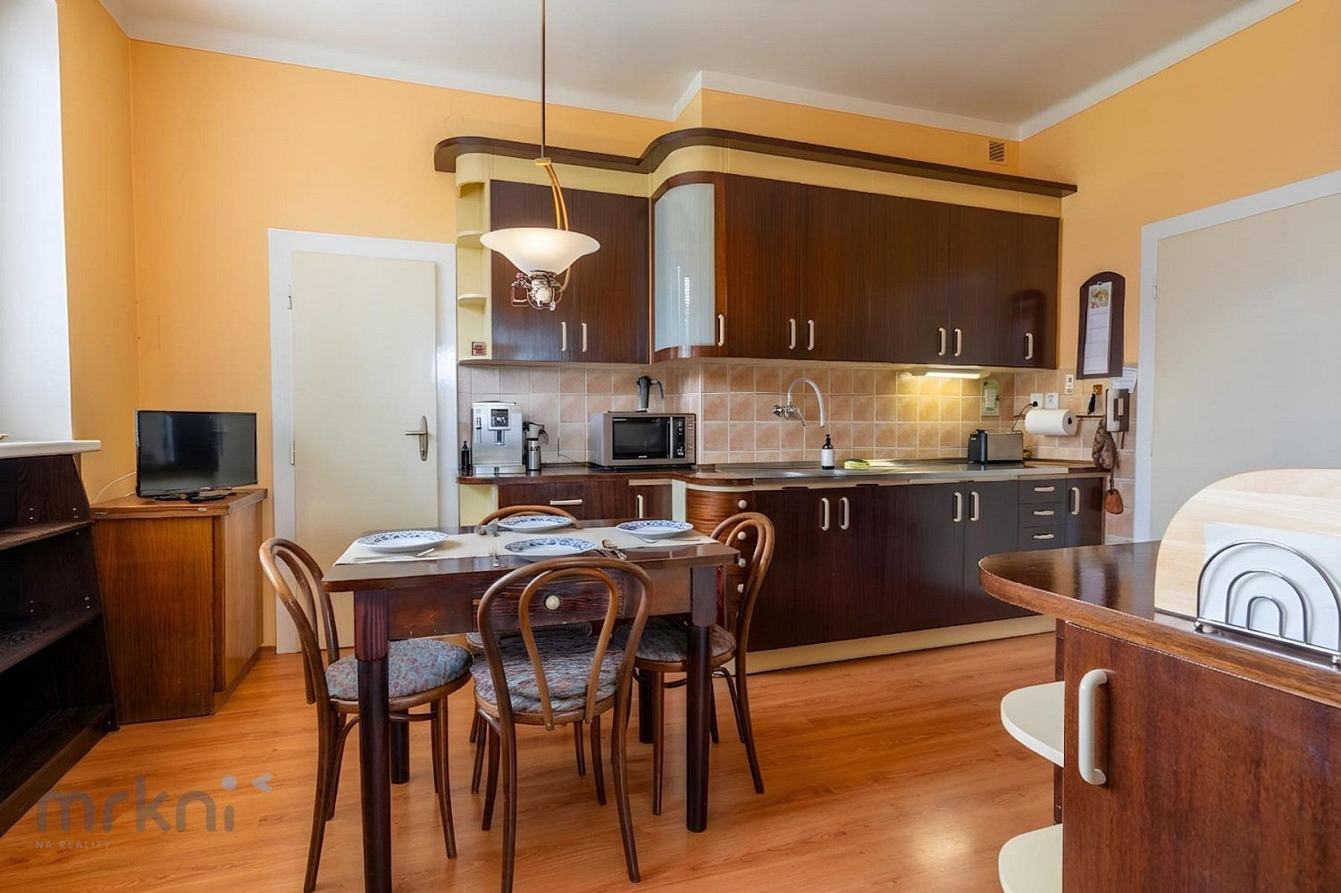 Prodej domu 216 m² s pozemkem 798 m² – pohled 6