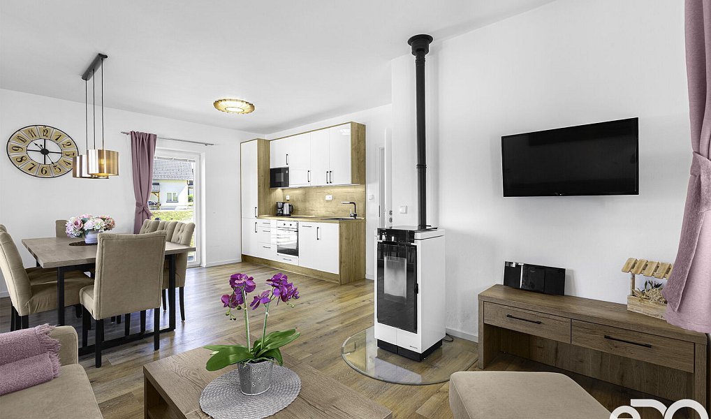 Prodej domu 100 m² s pozemkem 261 m², Frymburk – náhled fotky 2