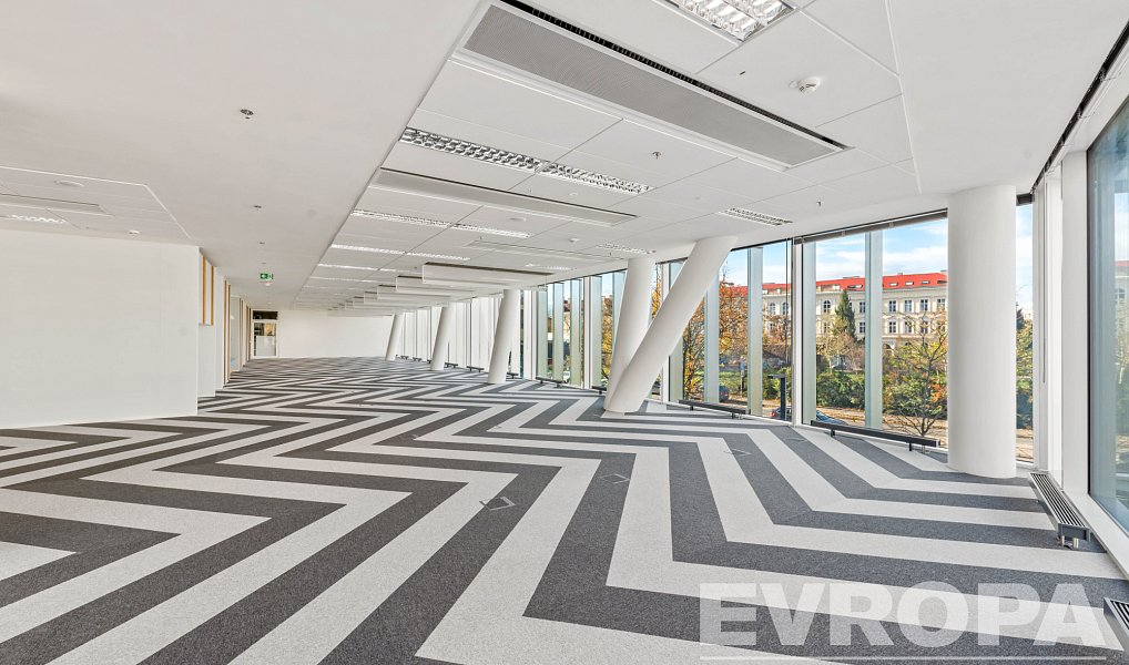 Pronájem kanceláře 648 m², Praha – náhled fotky 4