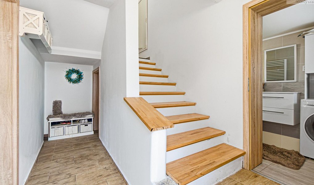 Prodej domu 105 m² s pozemkem 253 m², Dubí – náhled fotky 25