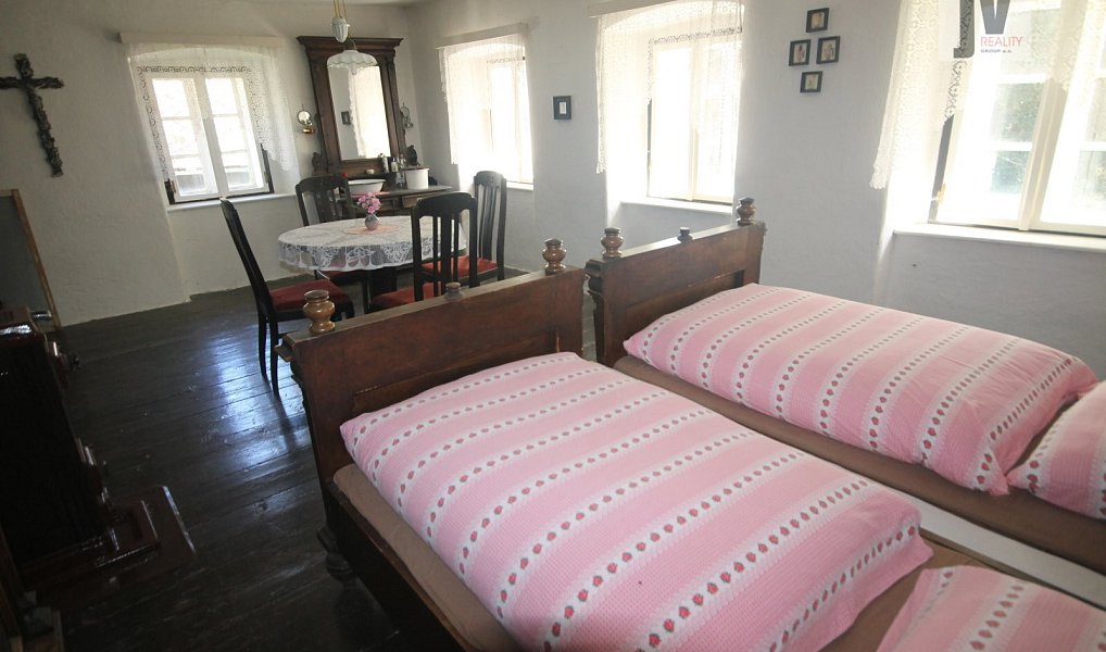 Prodej chaty/chalupy 460 m² s pozemkem 820 m², Nečtiny – náhled fotky 9