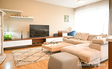 Pronájem bytu 3+kk 121 m²