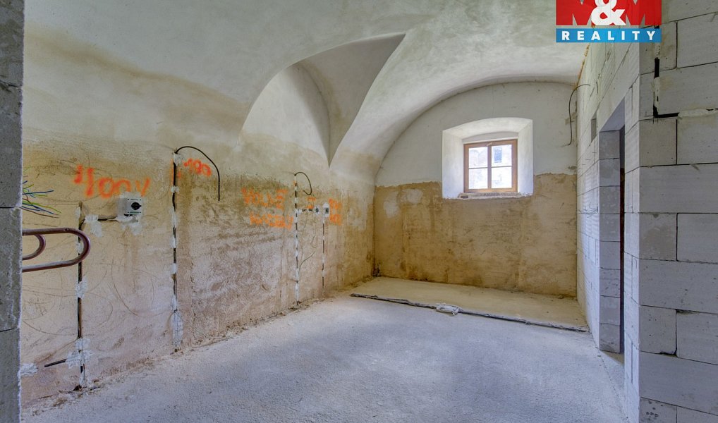 Prodej ubytovacího objektu 1 614 m², Červené Poříčí – náhled fotky 13